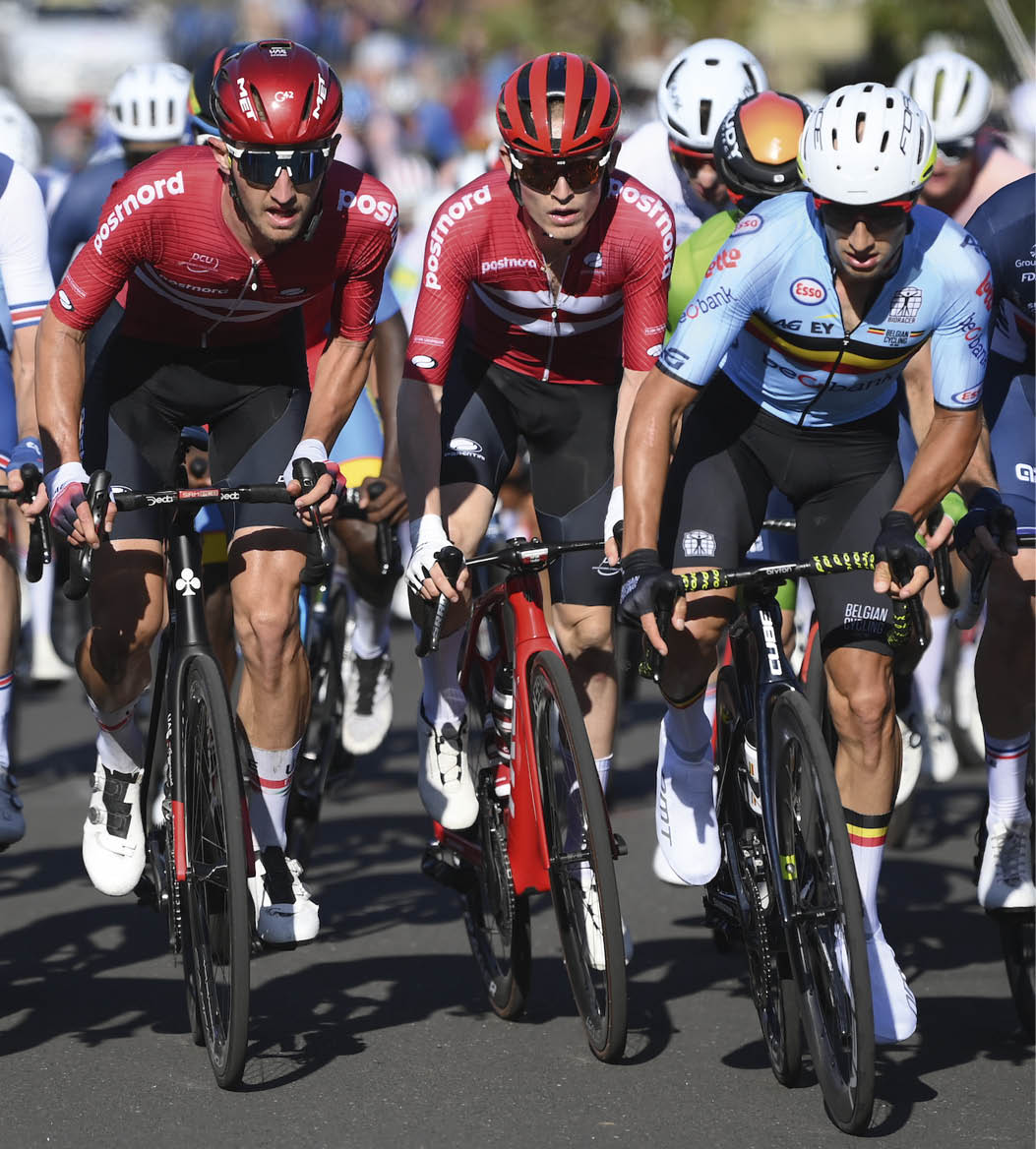 Picture by Alex Broadway/SWpix.com - 25/09/2022 - Cycling - 2022 UCI Road World Championships - Wollongong, New South Wales, Australia - Men Elite Road Race - Mikkel Bjerg of Denmark